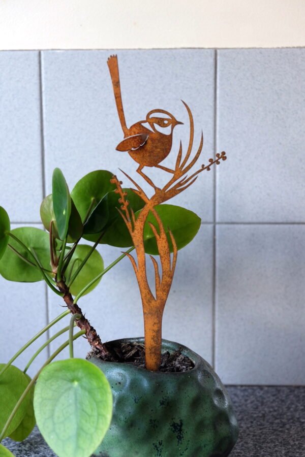 Fairy wren plant stake - Image 3