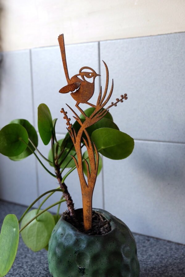 Fairy wren plant stake - Image 2