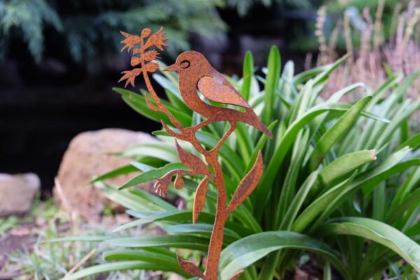Silvereye plant stake - Image 4